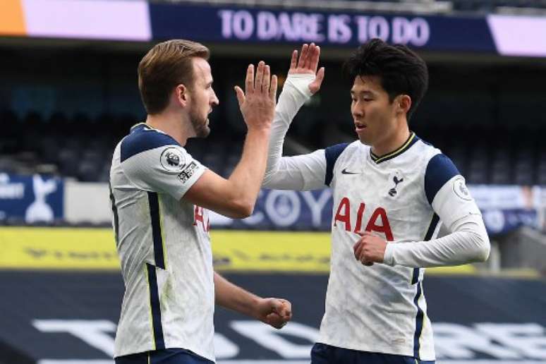 Son e Kane vivem um grande momento no Tottenham (Foto: ANDY RAIN / POOL / AFP)