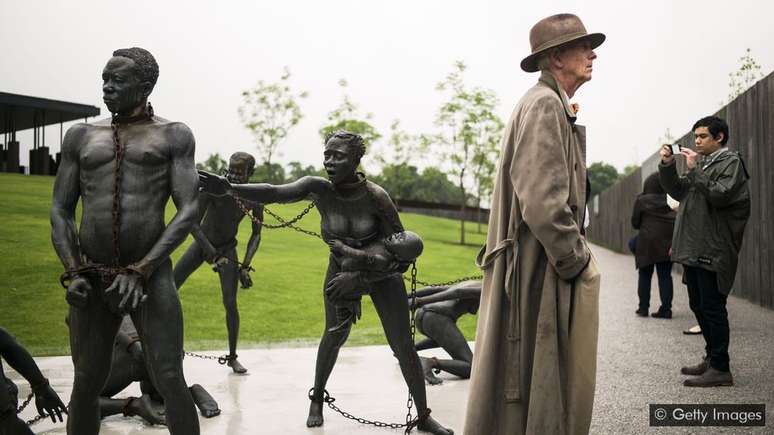 Uma falha da 'Regra de Ouro' &eacute; que ela n&atilde;o impediu atos como a escravid&atilde;o