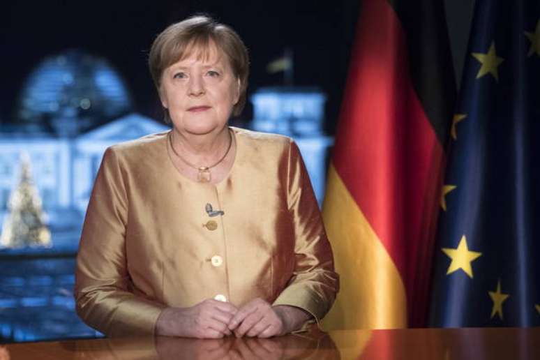 Confiança em Merkel aumentou 3 pontos em relação a maio de 2020
