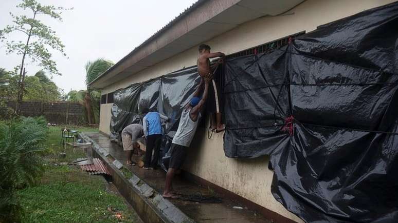 Na Nicarágua, alguns espaços foram improvisados ​​para serem usados ​​como abrigos após os furacões de novembro