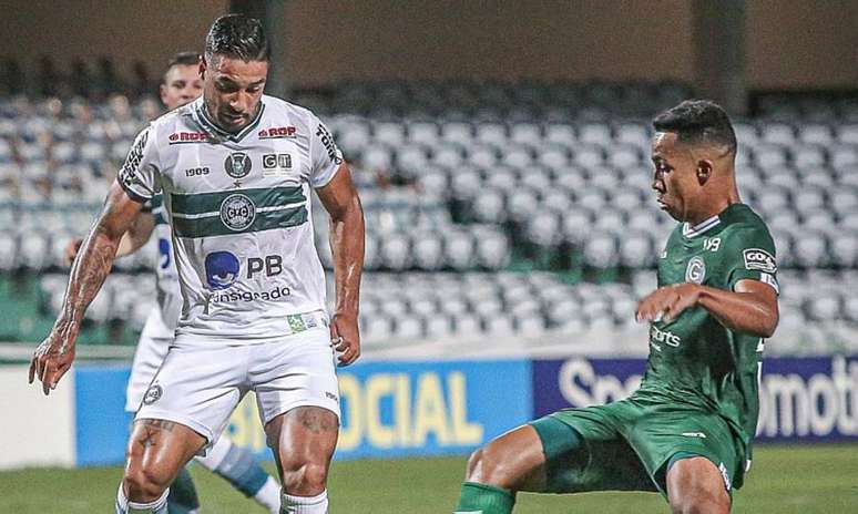 Goiás supera o Coritiba no Couto Pereira