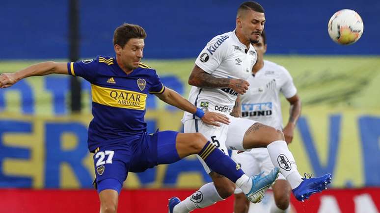 Boca e Peixe fizeram partida bastante truncada (Foto: AGUSTIN MARCARIAN / POOL / AFP)