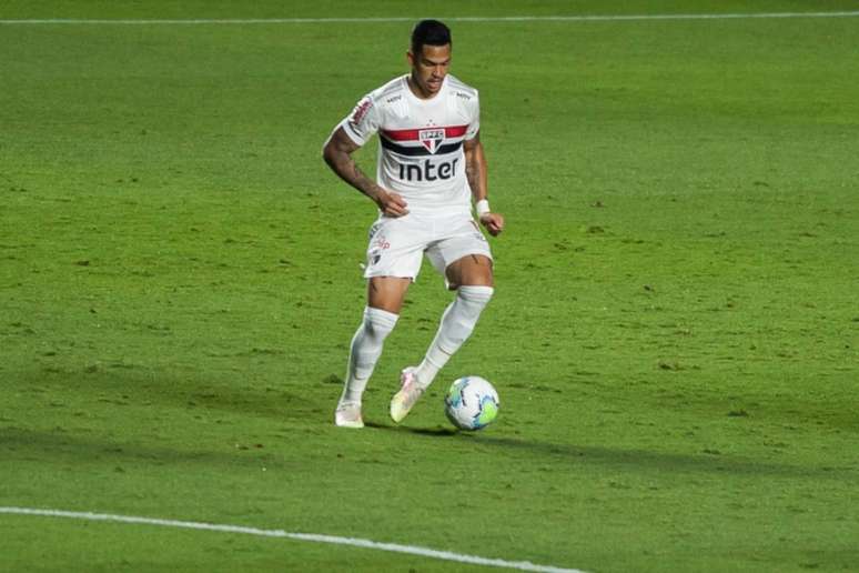 Luciano treinou, mas ainda é dúvida para a próxima rodada (Foto: Maurício Rummens/Fotoarena/Lancepress!)