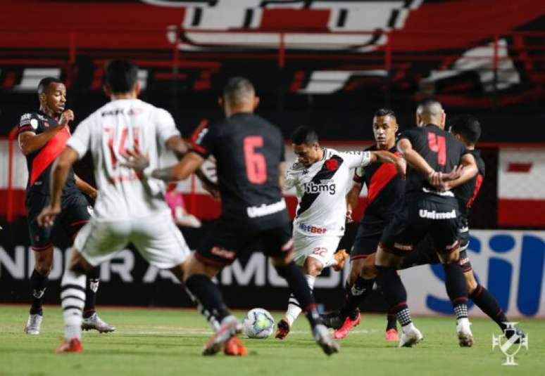 Em grande vitória, o Vasco mostra que está se tornando um time competitivo