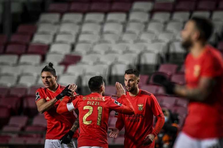 Benfica está em terceiro no Campeonato Português, com 31 pontos (Foto: PATRICIA DE MELO MOREIRA / AFP)