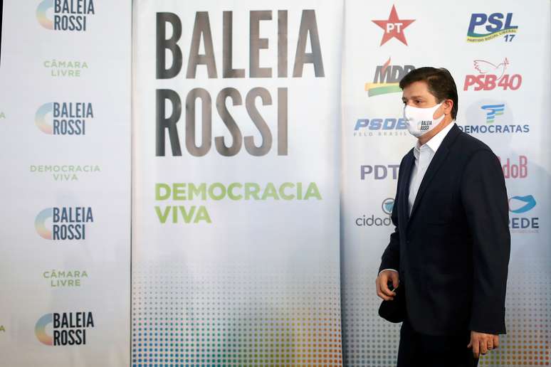 Após atritos com Maia, líder da bancada ruralista declara apoio a Baleia Rossi