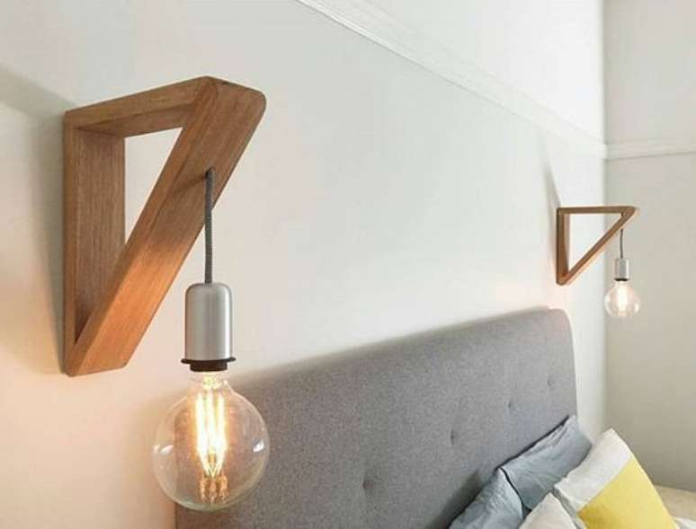 24. Arandela r&uacute;stica de madeira simples &ndash; Via: Heatherly Design