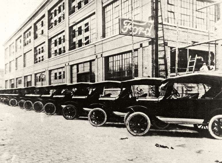 A fábrica da Ford no Ipiranga foi a primeira do Brasil, aberta em 1919: adeus após 102 anos.