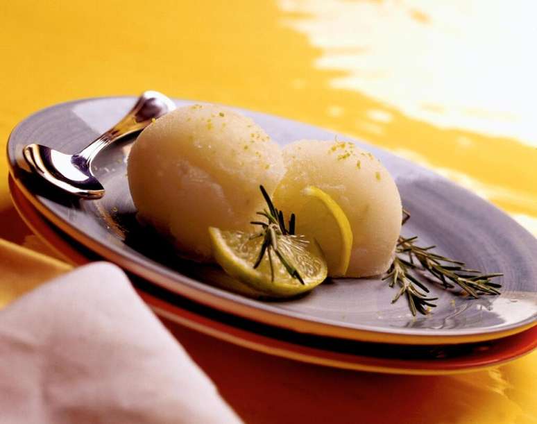 Guia da Cozinha - Receitas doces com lim&atilde;o de dar &aacute;gua na boca