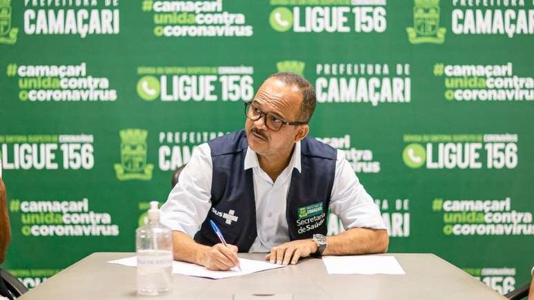 O prefeito de Camaçari, Elinaldo Araújo, afirma que queda de arrecadação pode afetar saúde pública e educação no município baiano