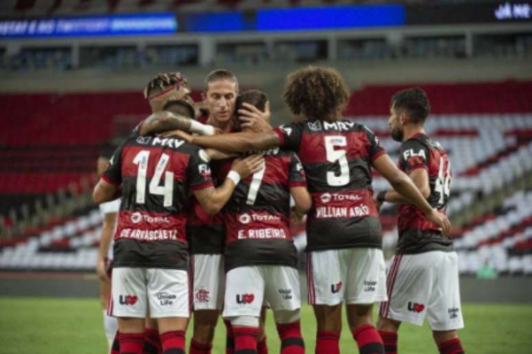 Flamengo está em quarto lugar (Foto: Alexandre Vidal / CRF)