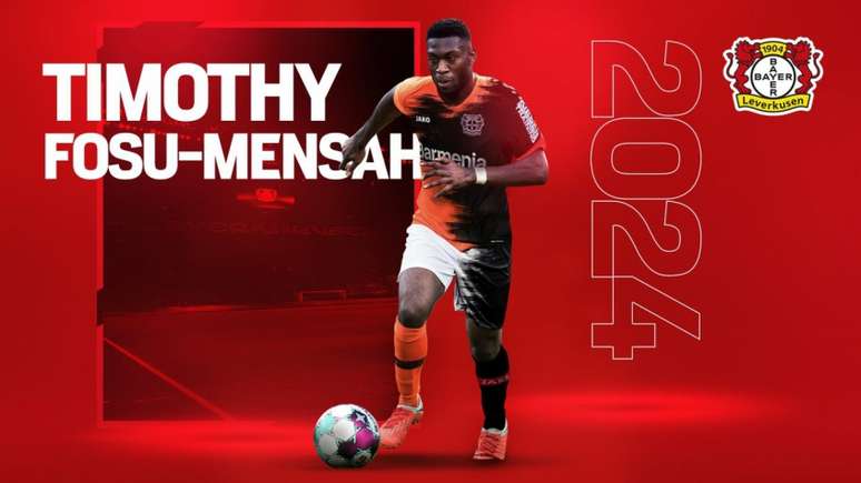 Fosu-Mensah foi anunciado pelo Leverkusen (Foto: Divulgação/Bayer Leverkusen)