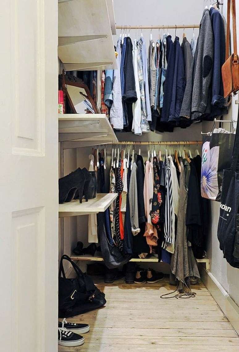 24. Como fazer um closet barato e simples – Via: Pinterest