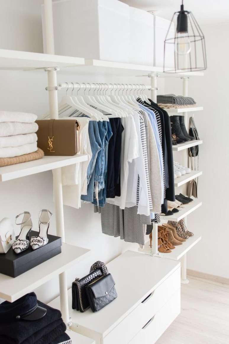 32. O closet precisa ser de acordo com as suas roupas – Via: Perfeita Ordem