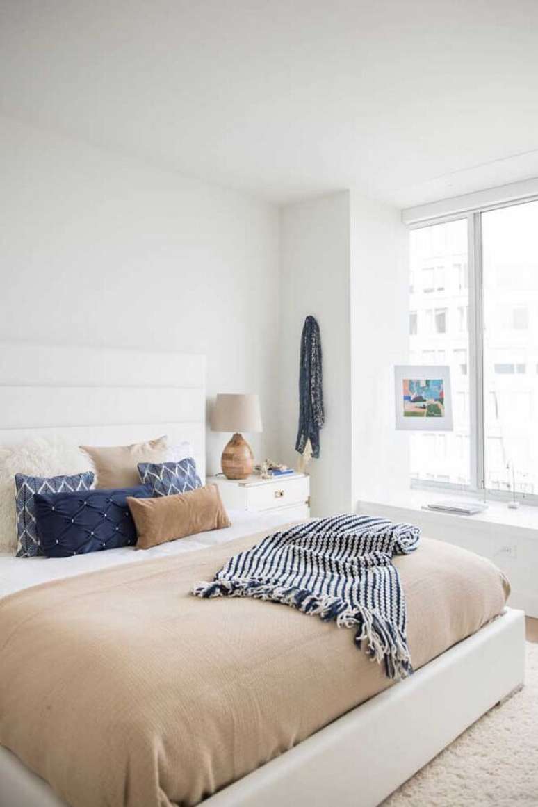 3. Cores claras nas paredes melhora a iluminação dos espaços – Foto: Apartment Therapy