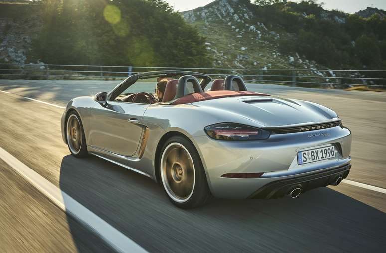 Porsche Boxster 25 Anos: encomendas abertas no Brasil por R$ 605.000.