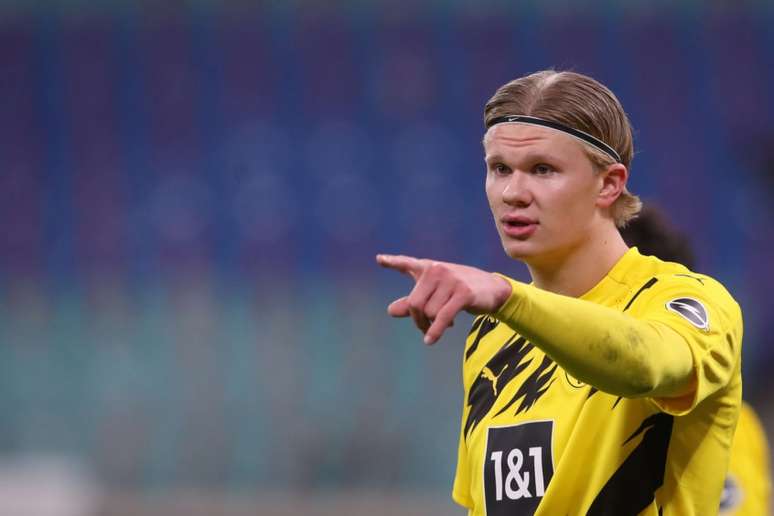 Haaland marcou dois gols na última partida do Borussia Dortmund (Foto: RONNY HARTMANN / AFP / POOL)