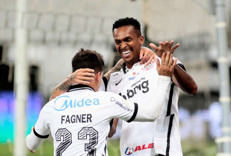 Fagner e Jô marcaram gols (Foto: Rodrigo Coca/Agência Corinthians)