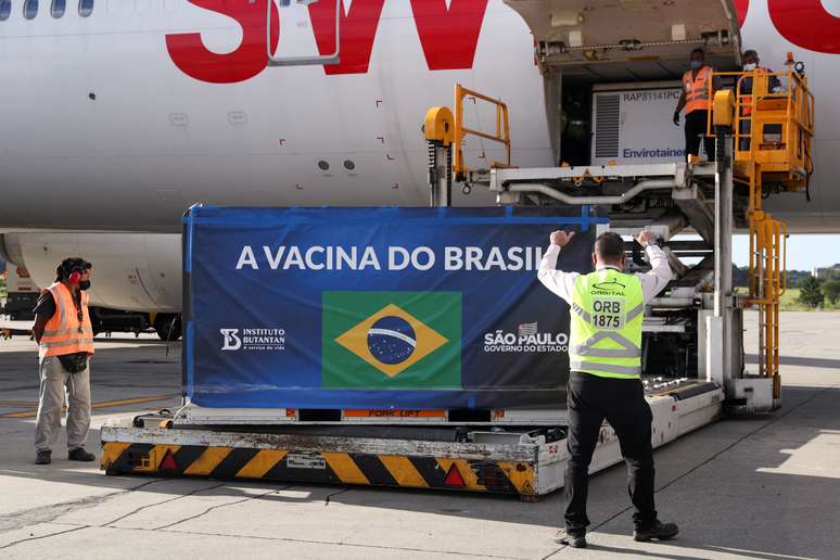 Chega de doses da CoronaVac em São Paulo
30.12.2020
REUTERS/Amanda Perobelli