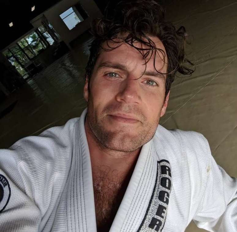 O ator britânico Henry Cavill, que é praticante de Jiu-Jitsu, elogiou a tapioca e o açaí (Foto: Instagram)