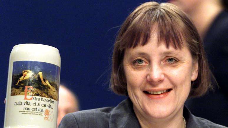 Merkel em 2000, quando se tornou líder de seu partido, o conservador CDU