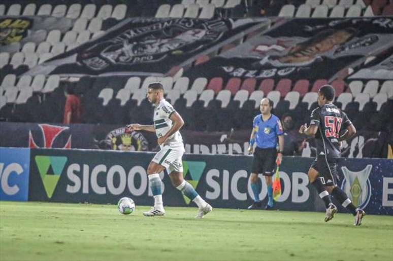 Coritiba vence Vasco e sai da lanterna da competição (Foto: Divulgação/Coritiba)