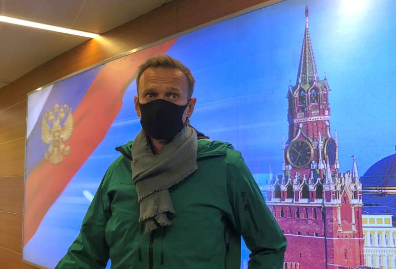 Opositor russo Alexei Navalny ao chegar ao aeroporto de Moscou. 17/1/2021. REUTERS/Polina Ivanova