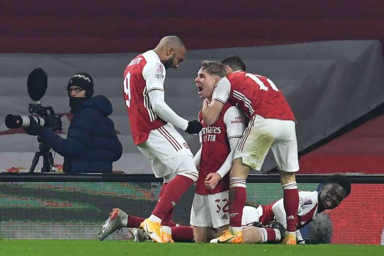 Arsenal entra em campo neste domingo (Foto: GLYN KIRK / AFP)