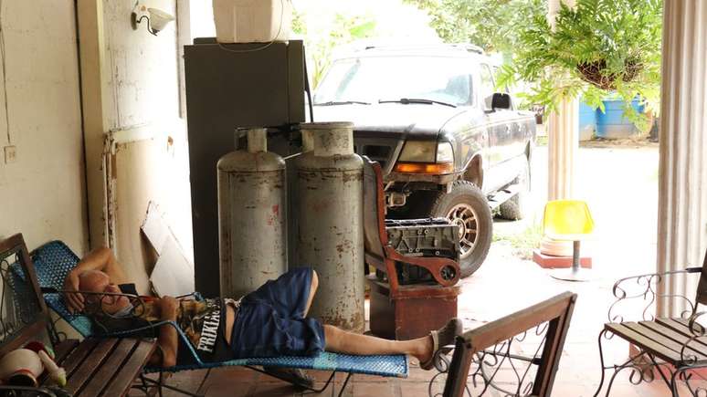 Em muitas casas, tanques de gás são usados agora ​​apenas como adorno