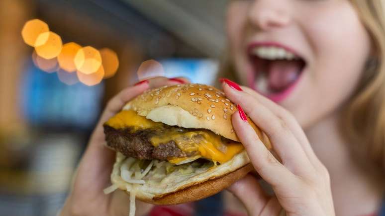 Os preços das carnes devem permanecer pressionados pelo menos até a metade de 2022