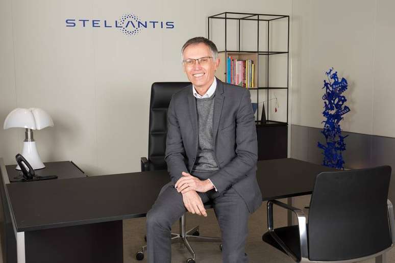 Carlos Tavares, CEO da Stellantis, diz que fusão quer fazer frente aos investimentos exigidos pela indústria automotiva.
