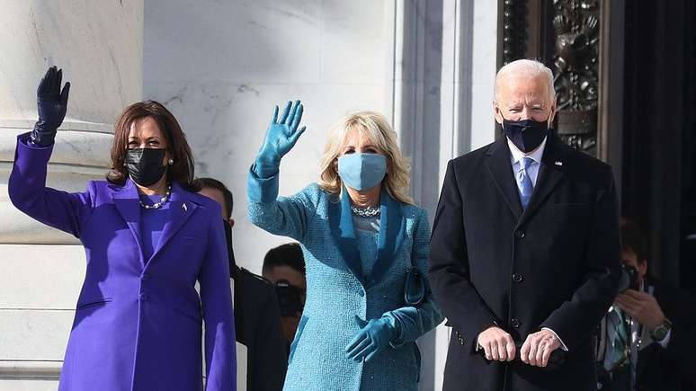 Joe Biden chegou ao Capitólio com a vice-presidente Kamala Harris e sua esposa Jill