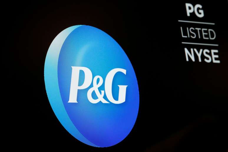 Logo da P&G em painel na bolsa de valores de Nova York 
27/06/2018
REUTERS/Brendan McDermid