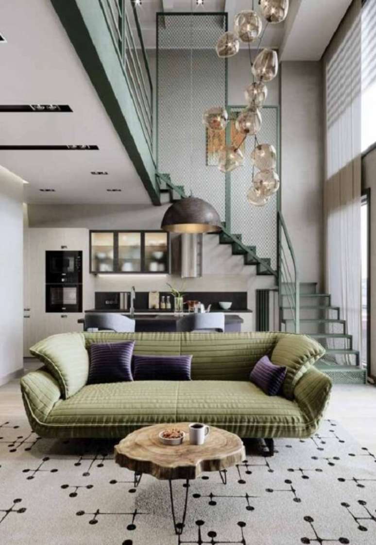 65. Projeto de casa com mezanino aberto sobre a sala de estar. Fonte: Pinterest
