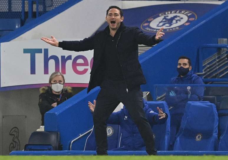 Frank Lampard treina o Chelsea desde o meio de 2019 (Foto: JUSTIN TALLIS / POOL / AFP)