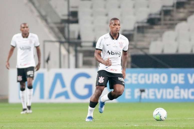 Xavier realizou o sonho do avô ao jogar com a camisa do Corinthians (Foto: Rodrigo Coca/Ag. Corinthians)