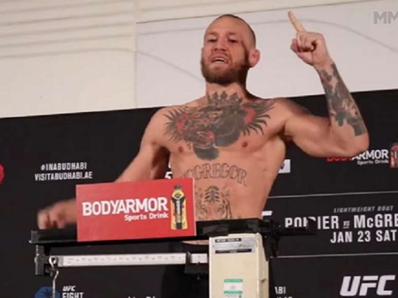 McGregor bateu o peso dos leves com tranquilidade e enfrenta Poirier neste sábado (Foto: Reprodução/MMA Junkie)