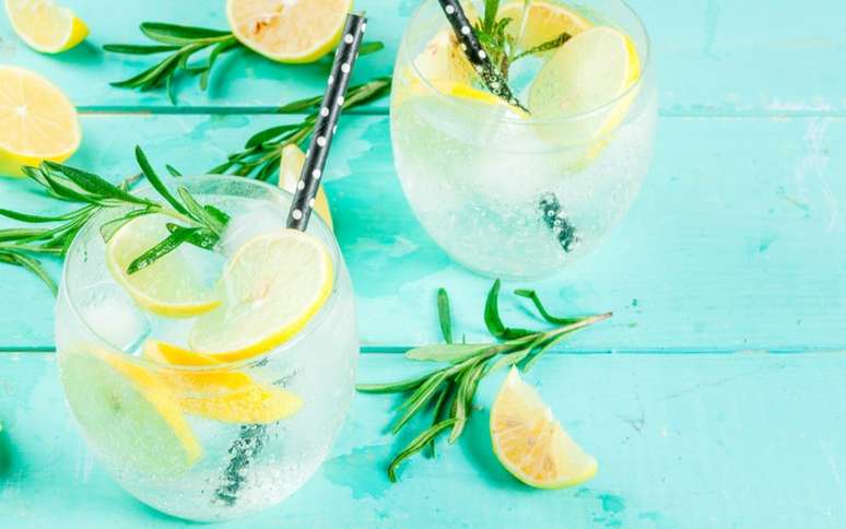 7 drinks refrescantes para provar neste verão