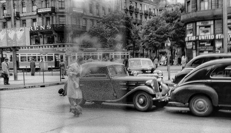 Bahnhofstrasse, uma das ruas mais movimentadas no centro de Zurique