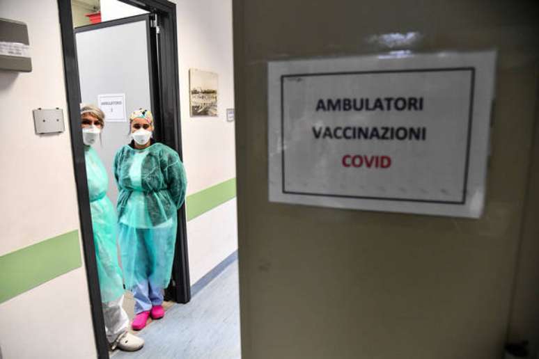 Autoridades sanitárias estudam mudar campanha de vacinação