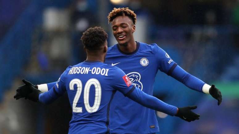 Abraham marca três, e Chelsea vence Luton pela Copa da Inglaterra (Foto: Reprodução/Twitter)