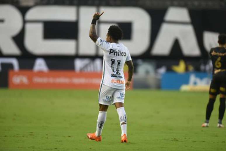 Marinho atuou como meia-armador no primeiro tempo da derrota contra o Goiás (Foto: Ivan Storti/SantosFC)