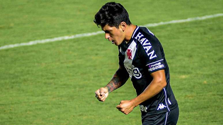 Cano tem 23 gols na temporada (Nayra Halm/Fotoarena/Agência Lancepress!)