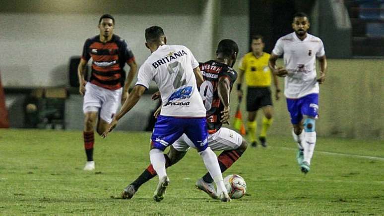 Derrota para o Oeste sacramentou o rebaixamento do Paraná Clube