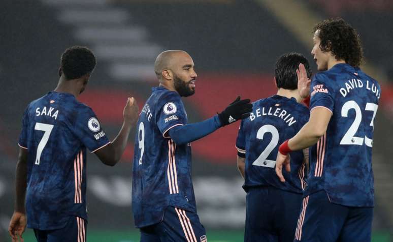 Arsenal conseguiu virada contra o Southampton (Foto: NAOMI BAKER / POOL / AFP)