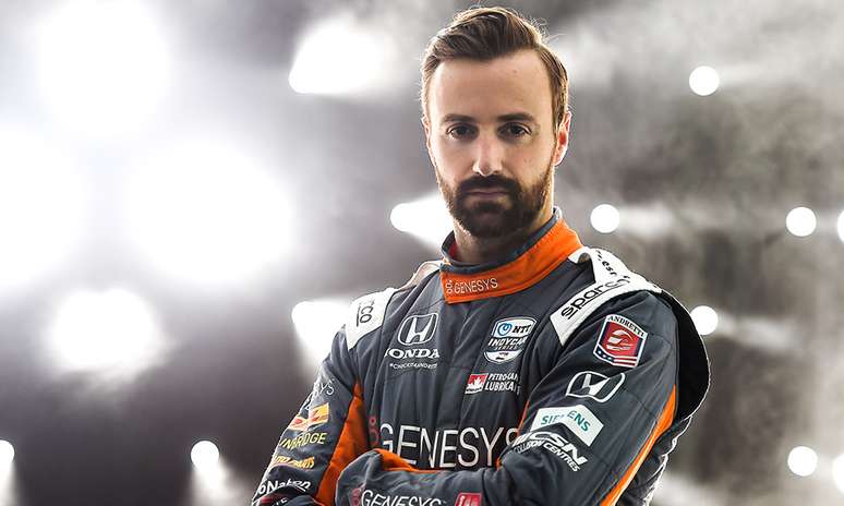 James Hinchcliffe vai voltar a competir a temporada completa da Indy 