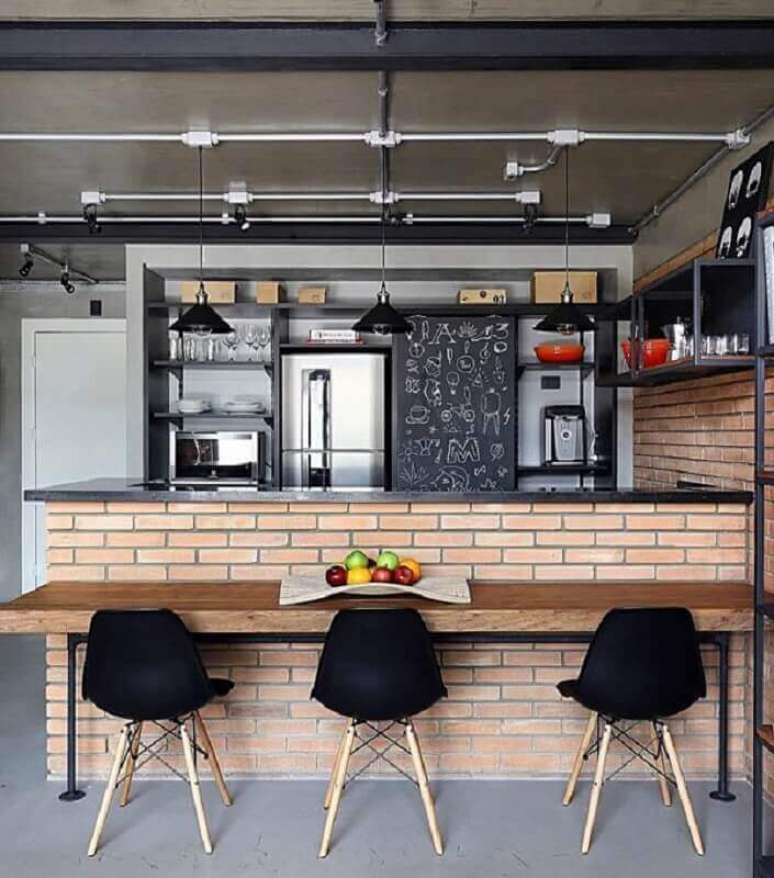 22. Decoração em tons de cinza para cozinha americana estilo industrial – Foto: Simples Decoração