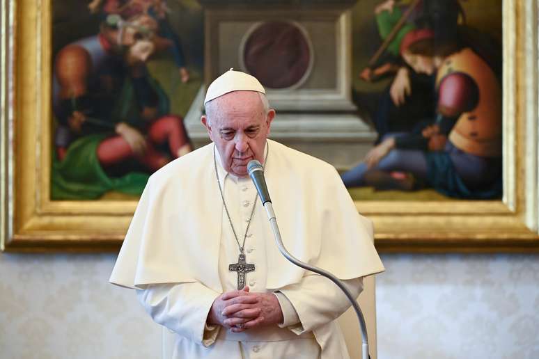Papa Francisco durante audiência geral semanal no Vaticano
27/01/2021 Vatican Media/Divulgação via REUTERS