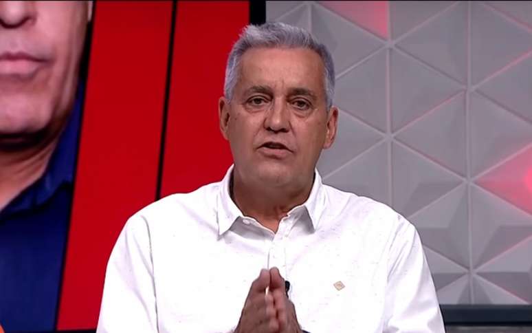 Mauro Naves durante a programação da FOX Sports (Foto: Reprodução/Fox)