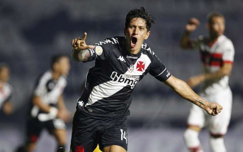 Germán Cano fazendo o "L", comemoração em homenagem ao filho Lorenzo (Foto: Rafael Ribeiro/Vasco)